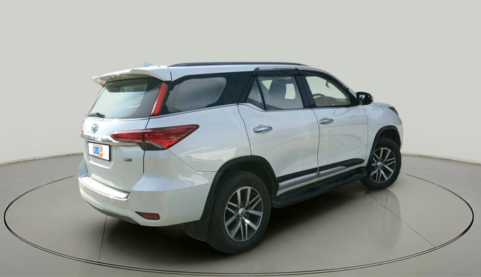 2017 Toyota Fortuner 2.8 4X4 AT, Diesel, Automatic, 1,62,959 km, exterior