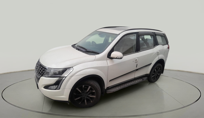 2019 Mahindra XUV500 W11, Diesel, Manual, 92,175 km, exterior