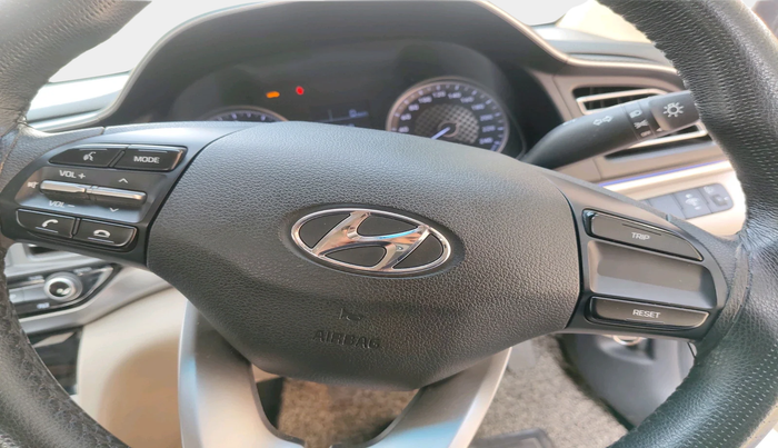 2019 Hyundai New Elantra 2.0 S PETROL, Petrol, Manual, 46,772 km, interior