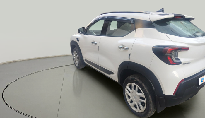 2023 Renault Kiger RXE MT, Petrol, Manual, 15,187 km, exterior