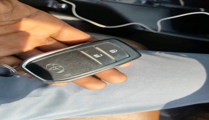 2016 Toyota Innova Crysta 2.8 ZX AT 7 STR, Diesel, Automatic, 2,06,445 km, interior