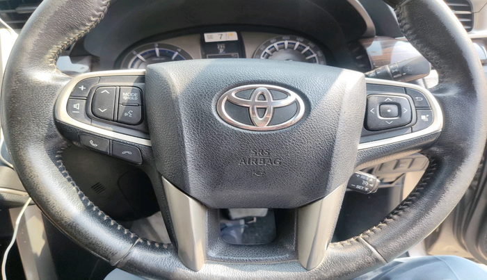 2016 Toyota Innova Crysta 2.8 ZX AT 7 STR, Diesel, Automatic, 2,06,445 km, interior
