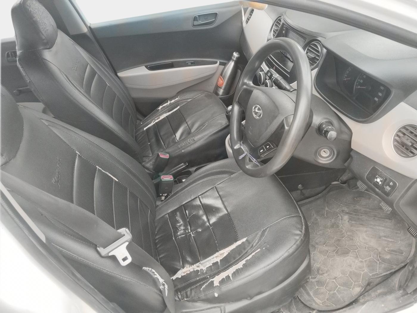2017 Hyundai Xcent E, Petrol, Manual, 1,57,000 km, interior