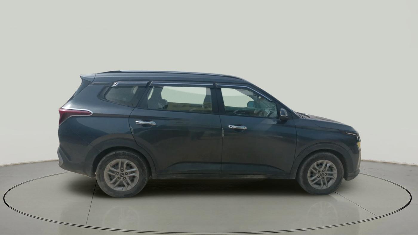 2022 KIA CARENS PRESTIGE 1.5 DIESEL 7 STR, Diesel, Manual, 2,12,614 km, exterior