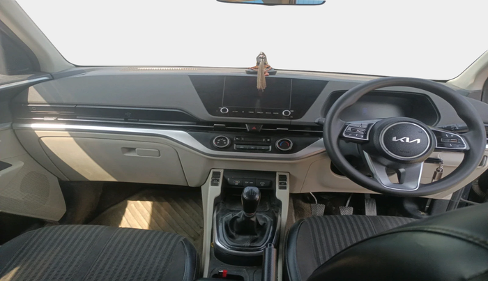 2022 KIA CARENS PRESTIGE 1.5 DIESEL 7 STR, Diesel, Manual, 2,12,614 km, interior