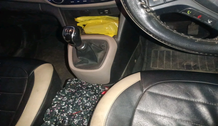 2018 Hyundai Grand i10 ASTA U2 1.2 CRDI, Diesel, Manual, 84,378 km, interior