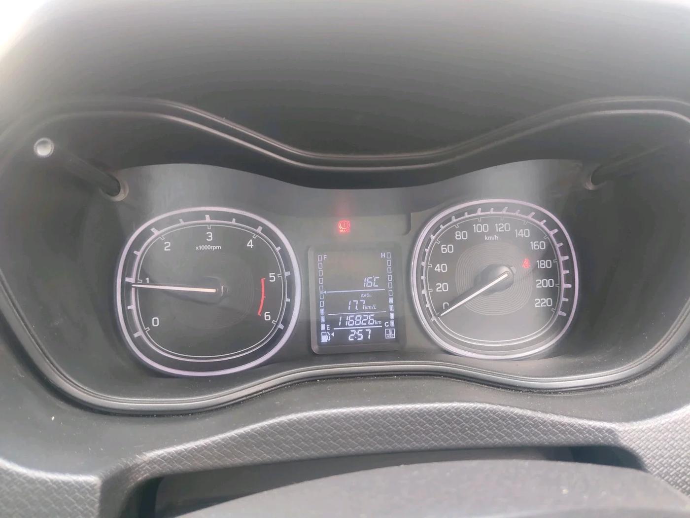 2020 Maruti Vitara Brezza ZDI, Diesel, Manual, 1,16,826 km, interior