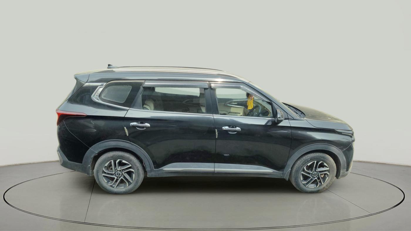 2022 KIA CARENS LUXURY PLUS 1.4 PETROL 6 STR, Petrol, Manual, 52,845 km, exterior