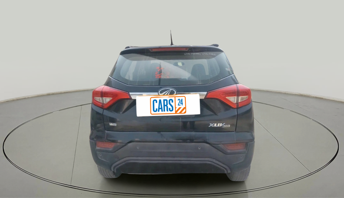 2019 Mahindra XUV300 W6 1.5 DIESEL, Diesel, Manual, 1,27,803 km, exterior
