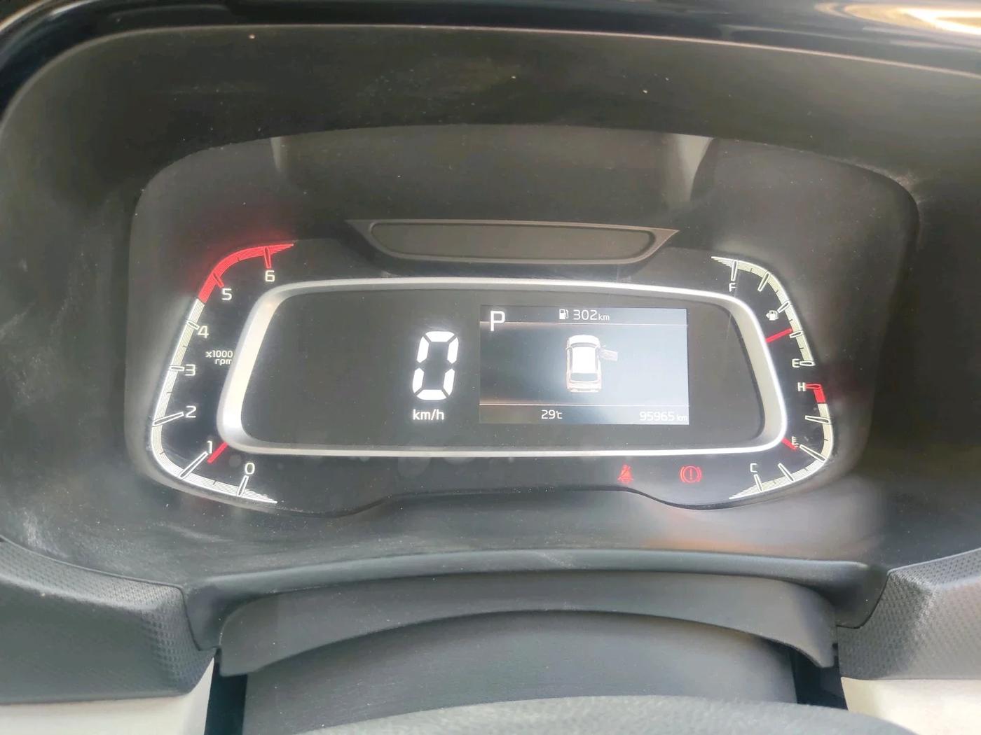 2023 KIA SONET HTX 1.5 AT, Diesel, Automatic, 1,02,000 km, interior