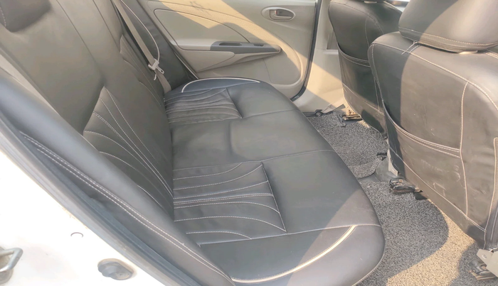 2016 Toyota Etios G, Petrol, Manual, 85,577 km, interior