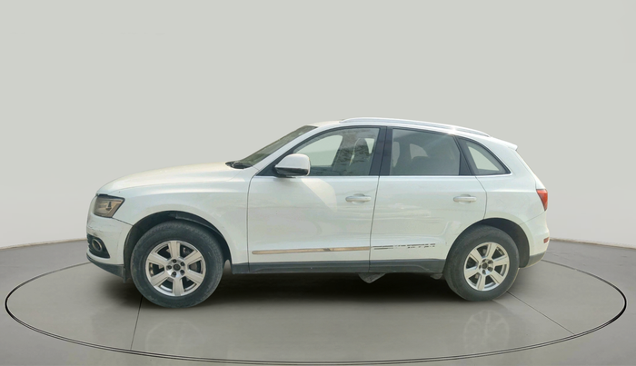 2015 Audi Q5 30 TDI PREMIUM, Diesel, Automatic, 1,06,193 km, exterior