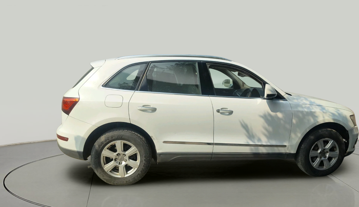 2015 Audi Q5 30 TDI PREMIUM, Diesel, Automatic, 1,06,193 km, exterior