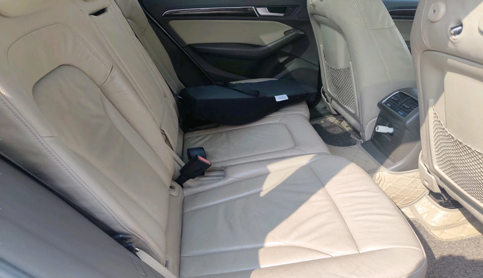 2015 Audi Q5 30 TDI PREMIUM, Diesel, Automatic, 1,06,193 km, interior