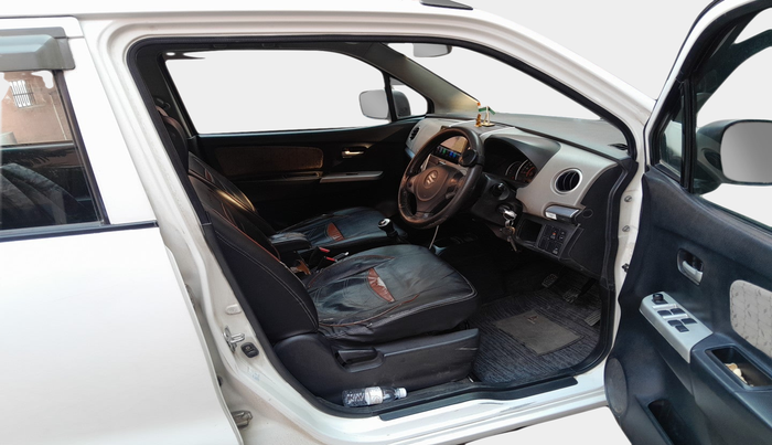 2014 Maruti Wagon R 1.0 VXI, Petrol, Manual, 1,39,348 km, interior