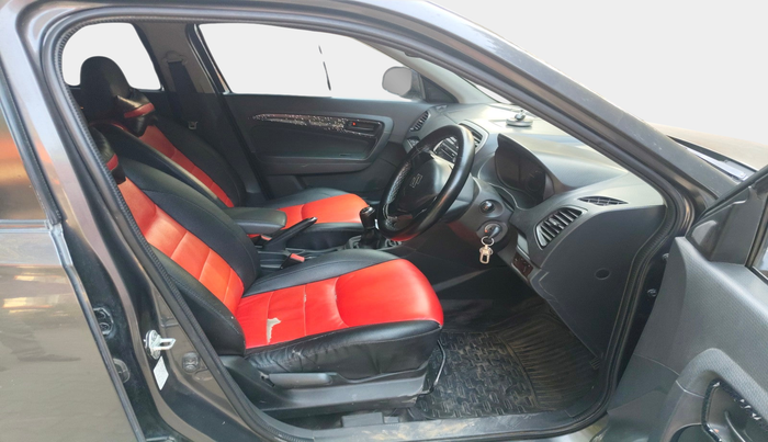 2017 Maruti Vitara Brezza VDI (O), Diesel, Manual, 89,181 km, interior