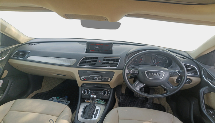 2015 Audi Q3 35 TDI Quattro, Diesel, Automatic, 71,000 km, interior