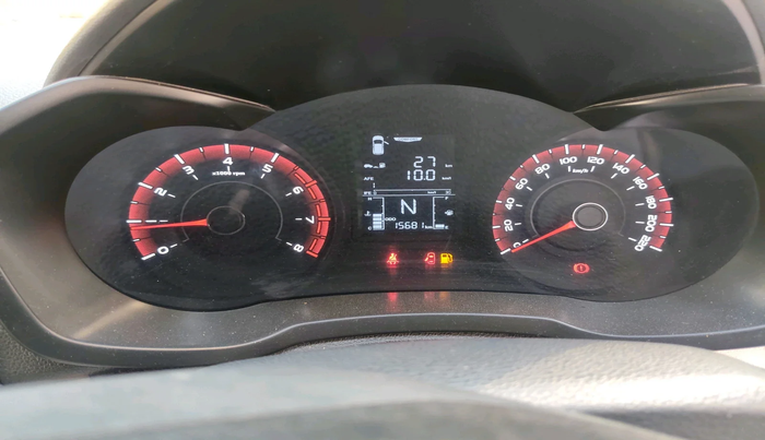 2023 Mahindra XUV300 W6 1.2 PETROL, Petrol, Manual, 15,681 km, interior