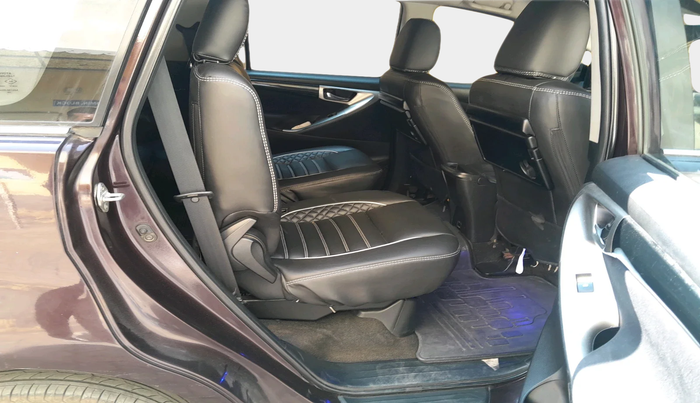 2016 Toyota Innova Crysta 2.4 VX 7 STR, Diesel, Manual, 1,56,066 km, interior