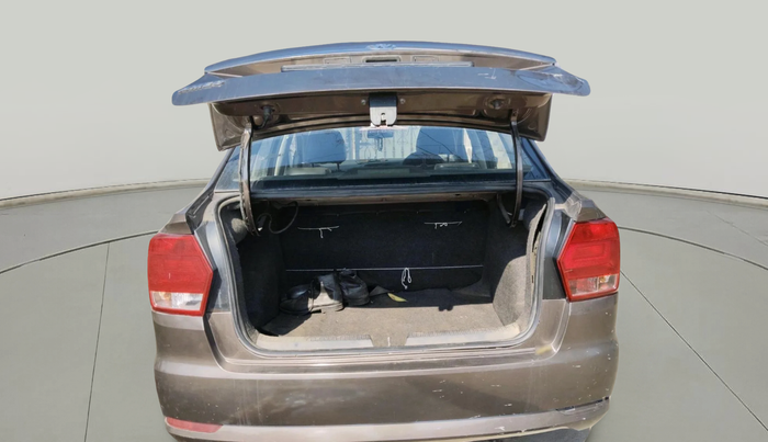 2017 Volkswagen Ameo TRENDLINE 1.5L, Diesel, Manual, 1,61,401 km, exterior