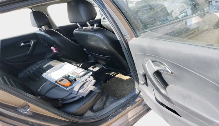 2017 Volkswagen Ameo TRENDLINE 1.5L, Diesel, Manual, 1,61,401 km, interior