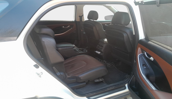 2022 Hyundai ALCAZAR PLATINUM(O) 6STR 1.5 AT, Diesel, Automatic, 66,143 km, interior