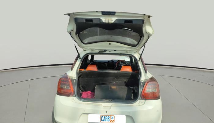 2020 Maruti Swift LXI, Petrol, Manual, 63,258 km, exterior