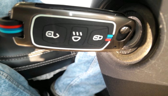 2023 Tata NEXON XM DIESEL, Diesel, Manual, 29,721 km, interior