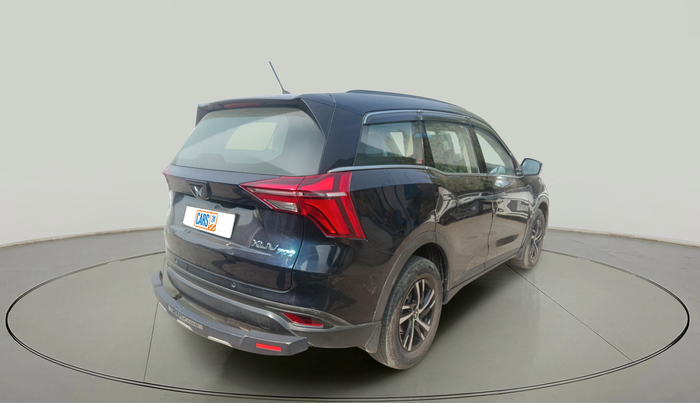 2022 Mahindra XUV700 MX D MT 5 STR, Diesel, Manual, 1,09,300 km, exterior