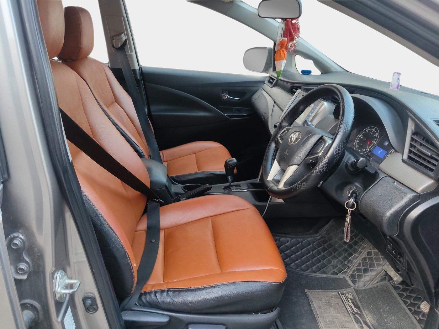 2020 Toyota Innova Crysta 2.4 GX AT 7 STR, Diesel, Automatic, 99,414 km, interior