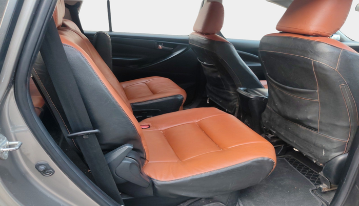 2020 Toyota Innova Crysta 2.4 GX AT 7 STR, Diesel, Automatic, 99,414 km, interior