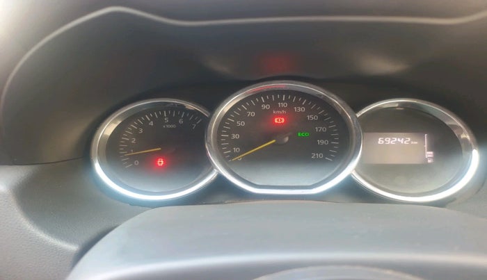 2017 Renault Duster RXL PETROL, Petrol, Manual, 69,242 km, interior