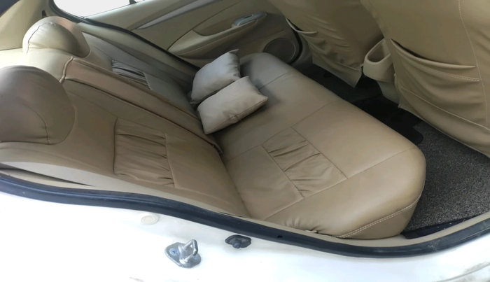 2011 Honda City 1.5L I-VTEC V MT, Petrol, Manual, 1,17,767 km, interior