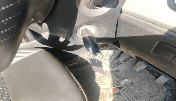 2021 Tata PUNCH ADVENTURE MT, Petrol, Manual, 31,620 km, interior