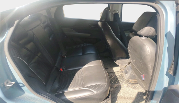 2021 Tata PUNCH ADVENTURE MT, Petrol, Manual, 31,620 km, interior