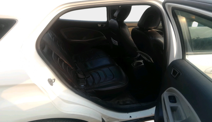 2016 Ford Ecosport TREND 1.5L DIESEL, Diesel, Manual, 1,94,617 km, interior