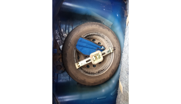 2014 Hyundai Eon MAGNA +, Petrol, Manual, 87,976 km, tyre