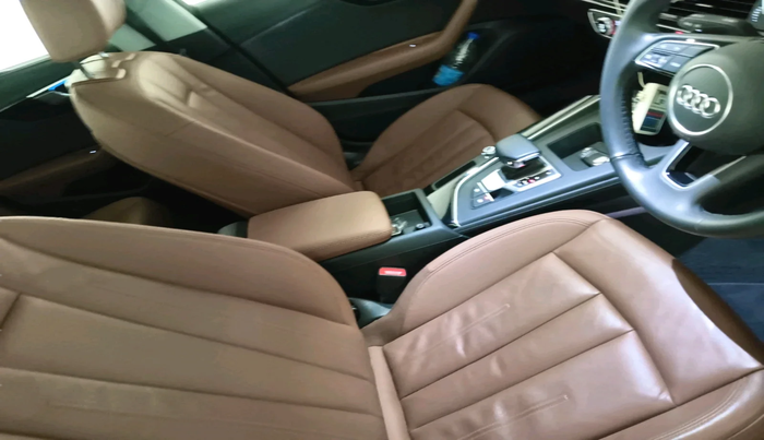 2021 Audi A4 40 TFSI TECHNOLOGY, Petrol, Automatic, 8,233 km, interior