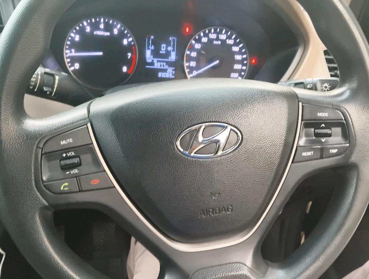 2017 Hyundai Elite i20 ASTA 1.2, Petrol, Manual, 83,069 km, interior