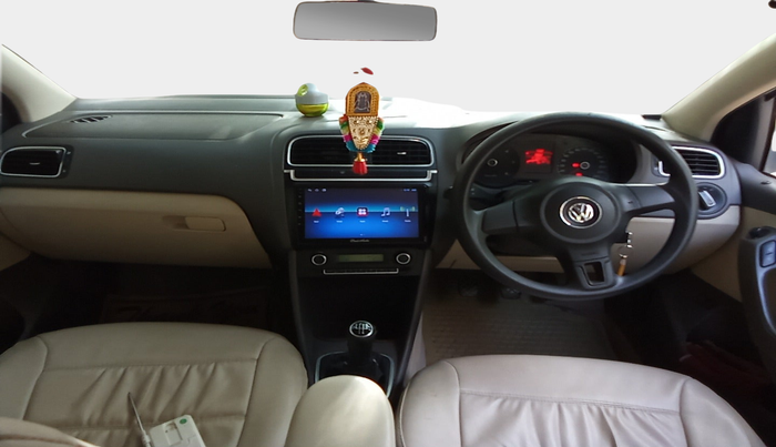 2011 Volkswagen Vento HIGHLINE DIESEL 1.6, Diesel, Manual, 2,10,420 km, interior