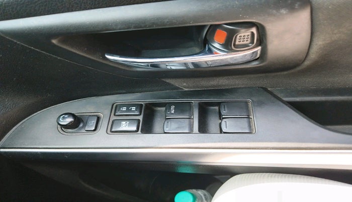 2018 Maruti S Cross ZETA 1.3, Diesel, Manual, 96,689 km, interior