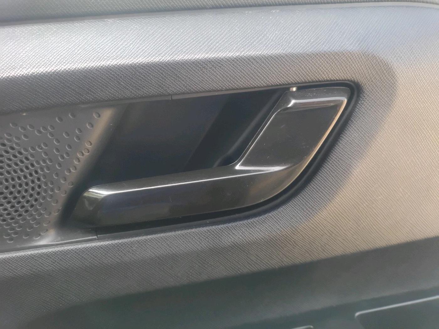 2023 Tata PUNCH PURE MT, Petrol, Manual, 16,014 km, interior