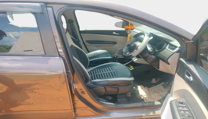 2021 Renault TRIBER RXZ, Petrol, Manual, 18,551 km, interior