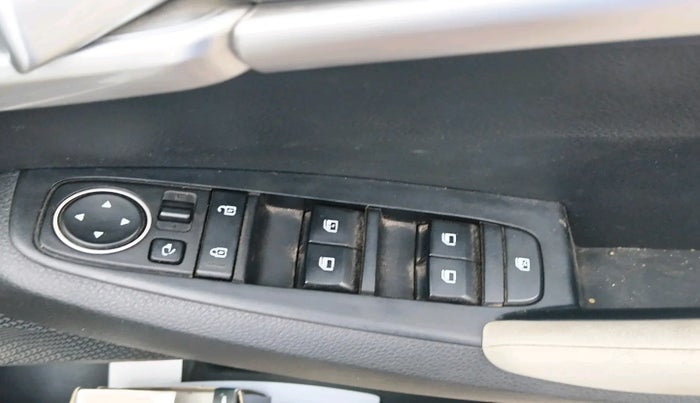 2022 KIA SELTOS HTK PLUS 1.5 IMT, Petrol, Manual, 48,559 km, interior