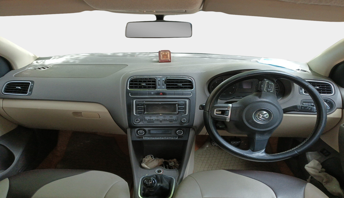 2013 Volkswagen Vento HIGHLINE DIESEL 1.6, Diesel, Manual, 1,02,141 km, interior