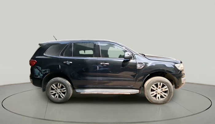 2017 Ford Endeavour TITANIUM 3.2 4X4 AT, Diesel, Automatic, 2,23,455 km, exterior