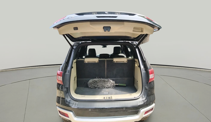 2017 Ford Endeavour TITANIUM 3.2 4X4 AT, Diesel, Automatic, 2,23,455 km, exterior