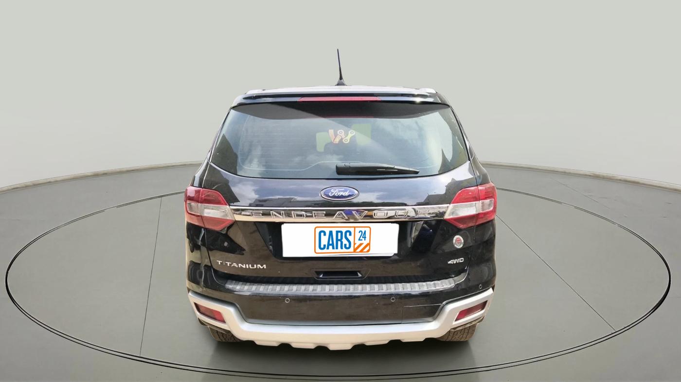 2017 Ford Endeavour TITANIUM 3.2 4X4 AT, Diesel, Automatic, 2,23,455 km, exterior