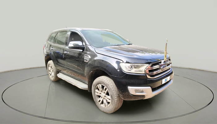 2017 Ford Endeavour TITANIUM 3.2 4X4 AT, Diesel, Automatic, 2,23,455 km, exterior