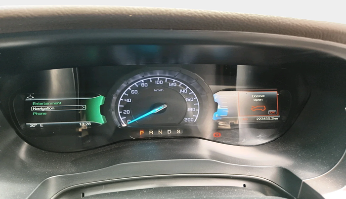 2017 Ford Endeavour TITANIUM 3.2 4X4 AT, Diesel, Automatic, 2,23,455 km, interior